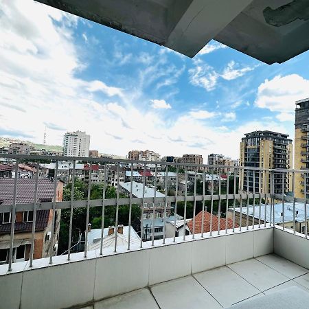 Suite Apartment On Pushkin Street Γιερεβάν Εξωτερικό φωτογραφία