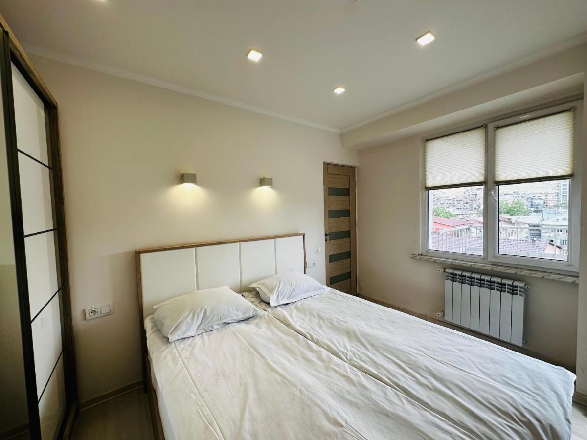 Suite Apartment On Pushkin Street Γιερεβάν Εξωτερικό φωτογραφία